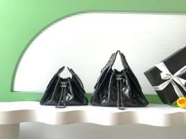 Picture of Chanel Handbags _SKUfw239872359fw